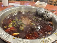 -刘胖娃鱼庄·特色肥肠鱼(杨家坪店)