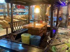 -城墙拐拐火锅(三峡广场黑金冠店)