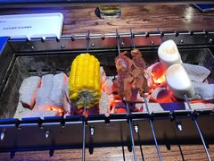 烤玉米-三个蒙古大叔羊肉串(大宁店)