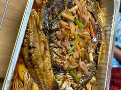 -鸣记脆皮烤鱼·海鲜烤鱼(马栏店)