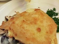 龙利鱼杂菌扒-太平馆西餐厅(北京路店)