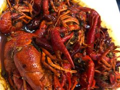 -扒虾小妹儿麻辣海鲜(宏图街店)