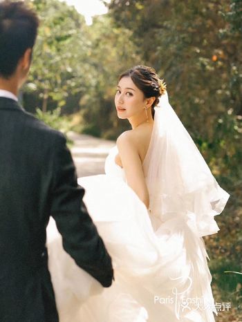 森林婚纱摄影，融身与自然之中，遇见彼此最美好的样子。