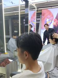 -藤野造型烫发染发