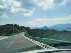 -山王坪喀斯特国家生态公园