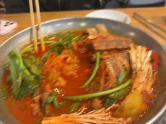 -喇喇排骨火锅·传统韩式脊骨汤(望京西园总店)