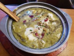 -周鱼小馆石锅酸菜鱼(活力汇店)