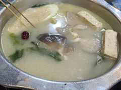 -马路边边麻辣烫(世纪金源店)