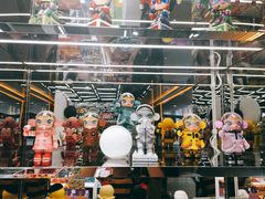 -泡泡玛特POPMART(侨福芳草地店)