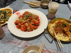 -肥肥虾庄·金牌油焖大虾(杨园滨江时代walk店)