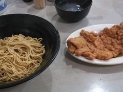老地方麵館-蔥油拌麵+炸排-老地方面馆(思南路店)