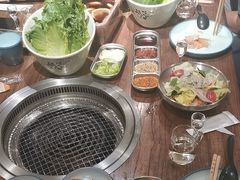 -明洞阿姨·韩式酱蟹烤肉·创意料理(三元桥店)