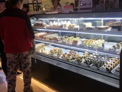 面包甜点陈列柜-樱花糕坊(凯德广场店)
