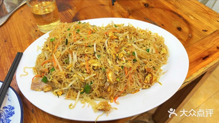洪大厨鸡煲(福田店)炒米粉图片