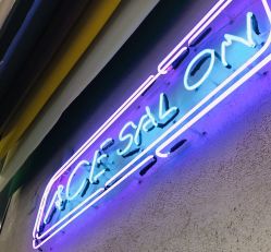 -愉己冥想·护发专门店