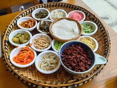 -包整·丝娃娃(一览甲秀楼风景店)