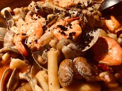 牛肝菌牛蛙霸王锅-云海肴·汽锅鸡·云南菜(美罗城店)