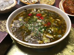 老坛泡菜烧黄辣丁-青城甲(青城山店)