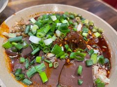 -谢老五跷脚牛肉·非遗传承店