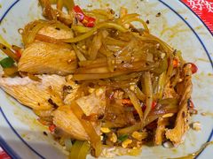 -荆九爷爆炒桥头三嫩(夫子庙店)