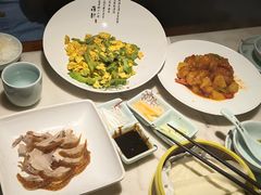 -韵秋荷(宝山龙湖天街店)
