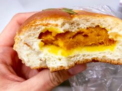 -沁屋面包店(人民东路店)