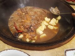 -万里闯关东铁锅炖菜馆(高新旗舰店)