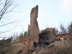 -峡谷浮石林景区