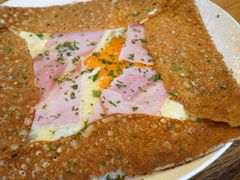 火腿芝士鸡蛋可丽饼-RAC BAR(安福路店)