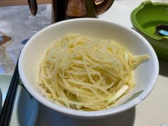 -绿草地·湘菜(酃湖师院店)