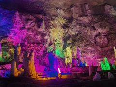 -泰安地下龙宫景区