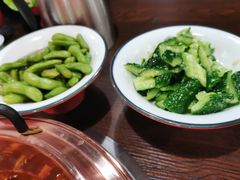 -虾弄弄海派小龙虾·牛羊蝎子火锅