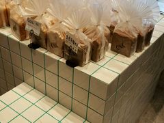 -Dough&Joe团憩(瑞虹天地月亮湾店)