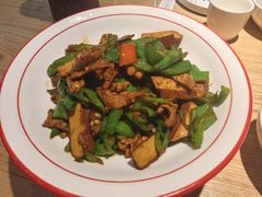 黄山茶香干辣椒炒肉-徽张·新徽菜(五棵松·永定路店)