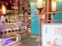 -佬麻雀·新湘菜(珠海金发购物中心店)