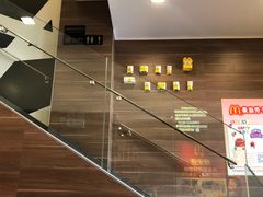 -麦当劳(得来速店)