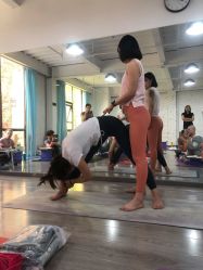 -亚太瑜伽普拉提学院