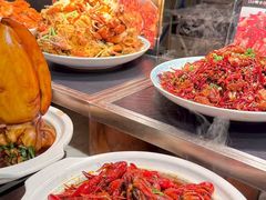 -雍容荟活帝王蟹活龙虾自助(苏宁旗舰店)