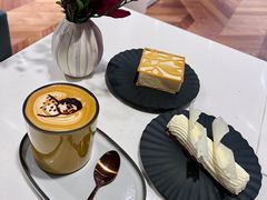 -潮一不贰·法式甜品·生日蛋糕·西式简餐(外滩店)