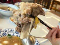 -邱芳粉店(迎宾大道旗舰店)