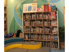 -戊辰亲子游泳俱乐部