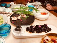-佬麻雀·新湘菜(珠海金发购物中心店)