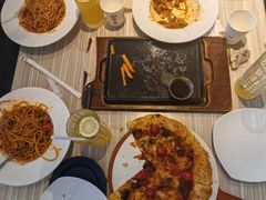 -必胜客餐厅(昆百大泰业城店)