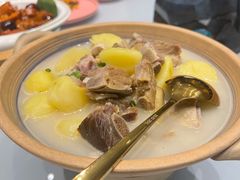 恩施小土豆炖腊排骨-甜阿姨·天台花园私房菜(万松园店)
