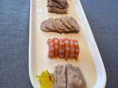 -HOMES上海本帮菜(襄阳公园店)