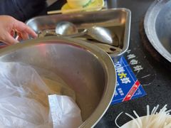 -小赖鱼馆·铁锅炖(官厅水库店)