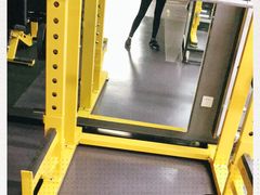 -可逸运动24小时健身