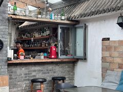 -脚下咖啡·CHILL酒馆(灵光东巷店)