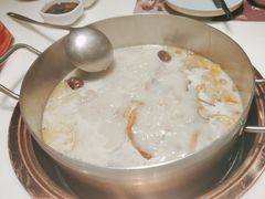 -洪氏嗨捞·猪肚鸡火锅(阳光天地店)