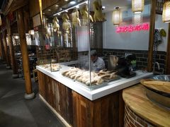 面包甜点陈列柜-老城南.鸭血粉丝汤(夫子庙店)